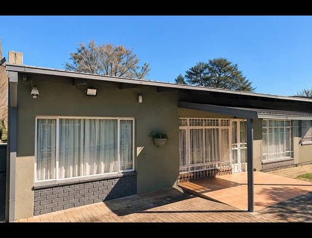 3 BEDROOM HOUSE FOR SALE IN ROTHDENE